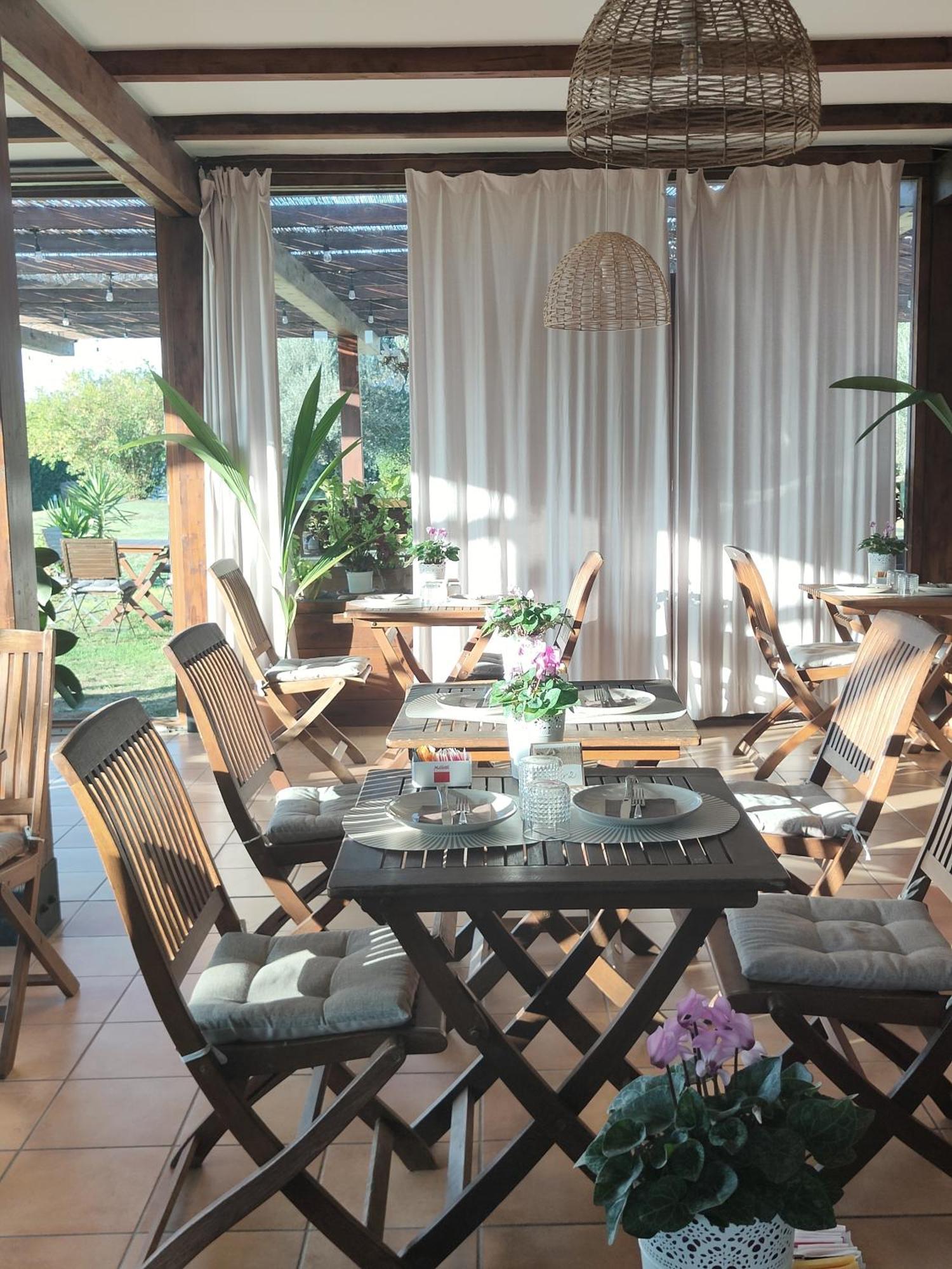 Tenuta Bussete Country Hotel Viterbo Bagian luar foto